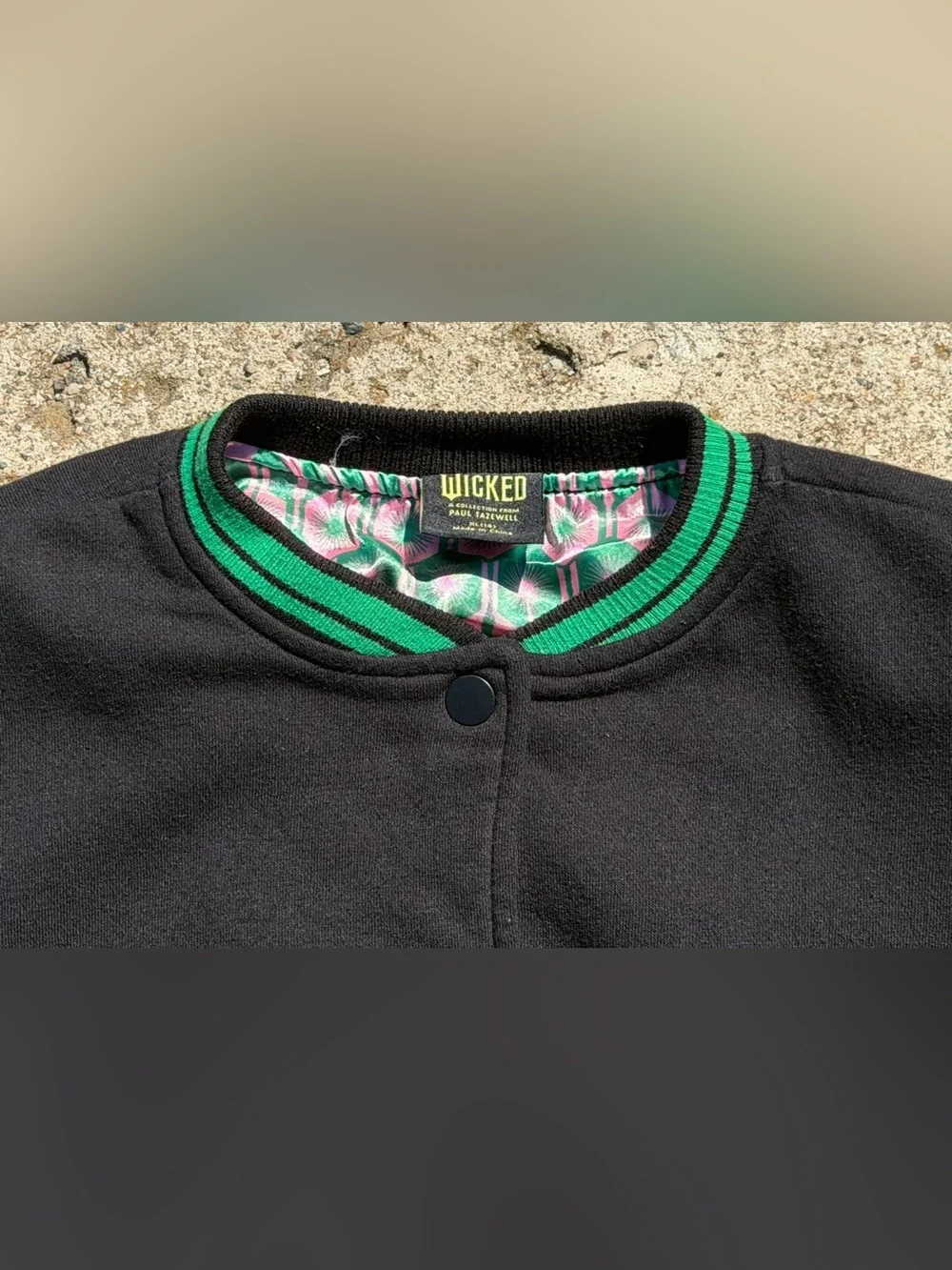 Wicked Defy Gravity Varsity Bomber Jacket Youth XL (14) Snap Front Universal